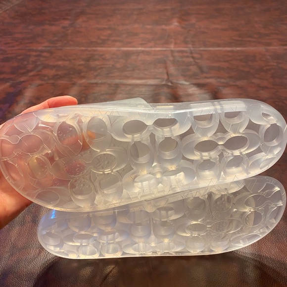 Women’s Coach transparent rubber slides - Picture 5 of 5